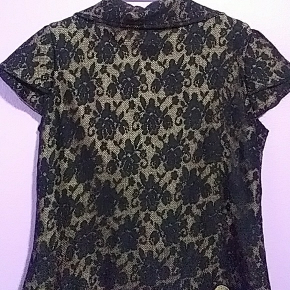 Beautiful lace vest. - Picture 3 of 3